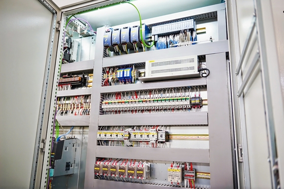 Équipement de revêtement par enroulement d'oxyde d'aluminium Équipement de métallisation de cuivre/aluminium par enroulement sous vide