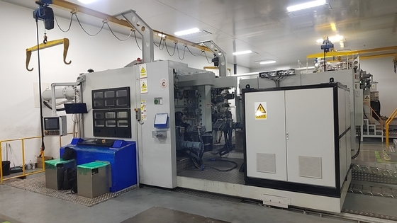 Équipement de revêtement par enroulement d'oxyde d'aluminium Équipement de revêtement par enroulement sous vide de cuivre / aluminium