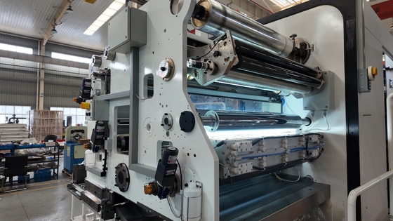 Métalliseur sous vide condensateur pour films en plastique avec conception de bateau en céramique stagnée